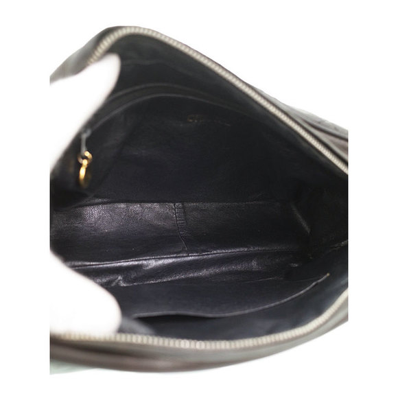 Chanel Matelasse Shoulder Bag Black - Picture 3 of 9